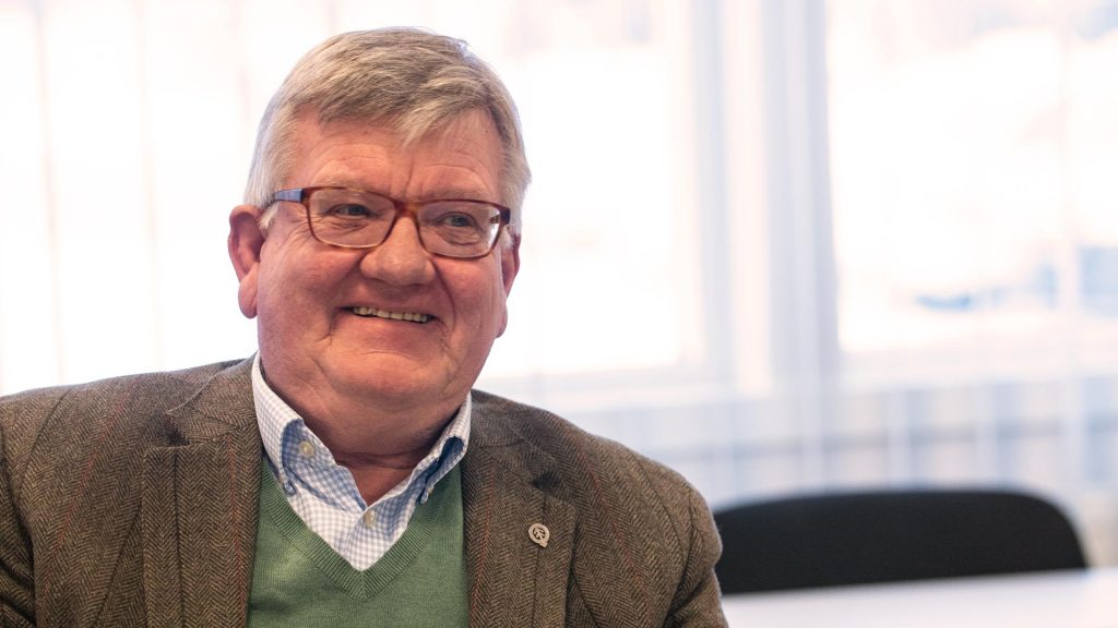 Porträttbild Olov Larsson